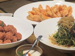 蜜汁酥皮虾-四季民福烤鸭店(西单华威约饭街店)