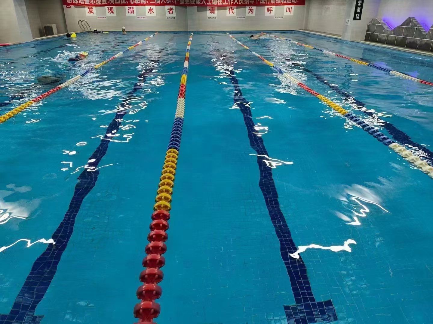 龙海游泳健身(融汇半岛精品店)