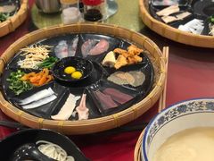 -老国贸云南传统过桥米线(滇池店)