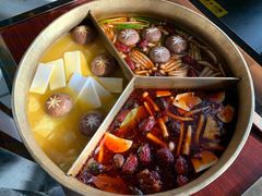 -湊湊火锅·茶憩(上海合生汇店)