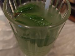 -必胜客(尹山湖歌林公园店)