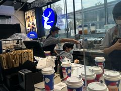 -瑞幸咖啡(万科天荟大厦店)