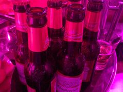 -HiIbiza酒吧