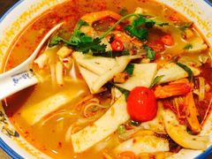 -美奈小馆·越南料理(中航城君尚购物中心店)