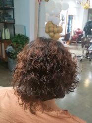 -心迪染发专门店