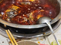 -肖肖酸萝卜鱼火锅(总店)
