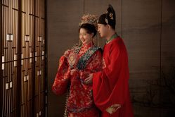 -乐派诗婚纱摄影