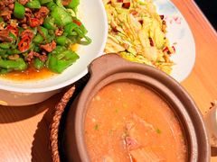 -自己人·宜昌菜(水悦城店)