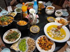 -川流不息·地道川菜·小龙虾(松东路店)