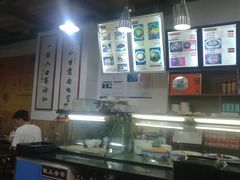 -陇上全荟兰州传统牛肉面(延吉路店)