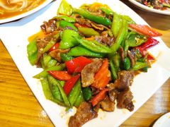 辣椒炒肉-阿里巴巴海鲜烧烤家常菜(黄岛店)
