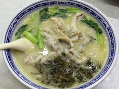 招牌黄鱼面-明呈黄鱼面馆(斜土路店)