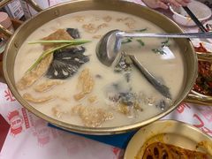 豆葱炖鱼头-堂瓦里·33年传统赣菜(第一街区店)