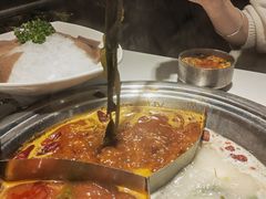 -老房老舍重庆火锅(假日城市店)