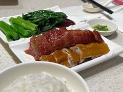 烧腊双拼套餐-香港新发烧腊茶餐厅(书城店)