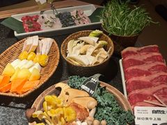 -三出山火锅(南京万象天地店)