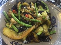 -味老大土碗菜(中山三路店)