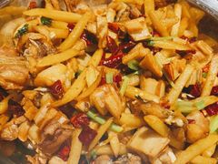 干锅牛蛙-馋嘴蛙火锅