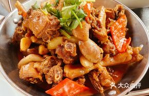 Xinyang Stewed Free-range Chicken