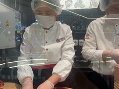 -海底捞火锅(长宁路龙之梦店)