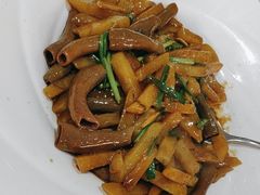 -品味居·首店·大连鲜活海鲜大连菜(东港店)