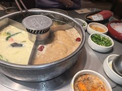 -巴奴毛肚火锅(二七万达店)