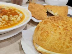 菠蘿油-喜莲咖啡