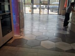 -百安居装修建材卖场(南山店)