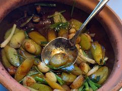 -八府香鸭·啫啫煲(华山路店)