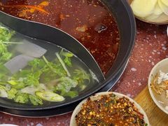 -赵美丽·重庆社区火锅·直营店(火车东站·中豪国际店)