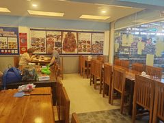 -两兄弟Song Pee Nong(2号店)