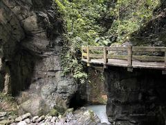 -龙水峡地缝景区