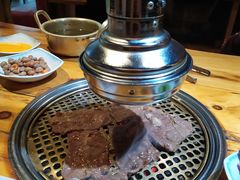 -唯成•韩国炭火烤肉 유성고기