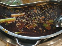 -肖肖酸萝卜鱼火锅(总店)