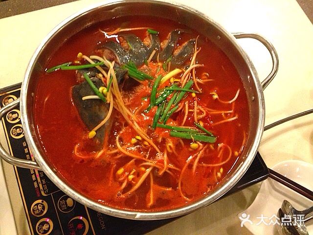 蜜桃餐厅(朝阳大悦城店)酸汤鱼图片