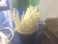 -马路边边·成都串串(翠柏路店)