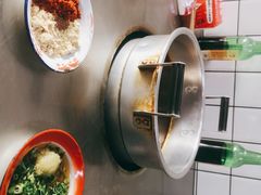 -咏勝锑锅麻辣烫(净居寺路总店)