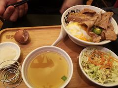 -熊吞·大碗丼烧肉饭(济宁万达广场店)
