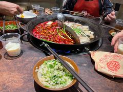 -周小明火锅(黑金冠社区店)