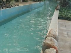 -龙脉温泉室内游泳馆