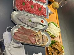 -由衷贵州酸汤牛肉火锅(新桥店)