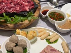 -红鼎豆捞·非遗鲍皇汤火锅(宝丰路店)