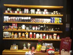 零售区-星巴克臻选(深圳罗湖万象城店)