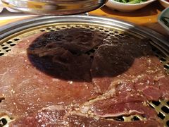-唯成•韩国炭火烤肉 유성고기