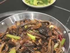 -丹水桥地锅鱼·翘嘴鲌·地方特色全鱼宴(丹江口大坝店)