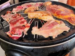 -胡悦里韩式烤肉(芝罘万达广场店)