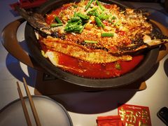 -鸣记脆皮烤鱼·海鲜烤鱼(三八广场店)