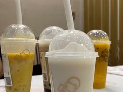 -喜茶(北京华贸购物中心店)