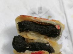 芝麻饼-权记百年老字号(牌坊街店)