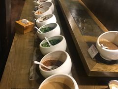 自助调料区-滇釜火锅·能喝汤的火锅(车公庄店)